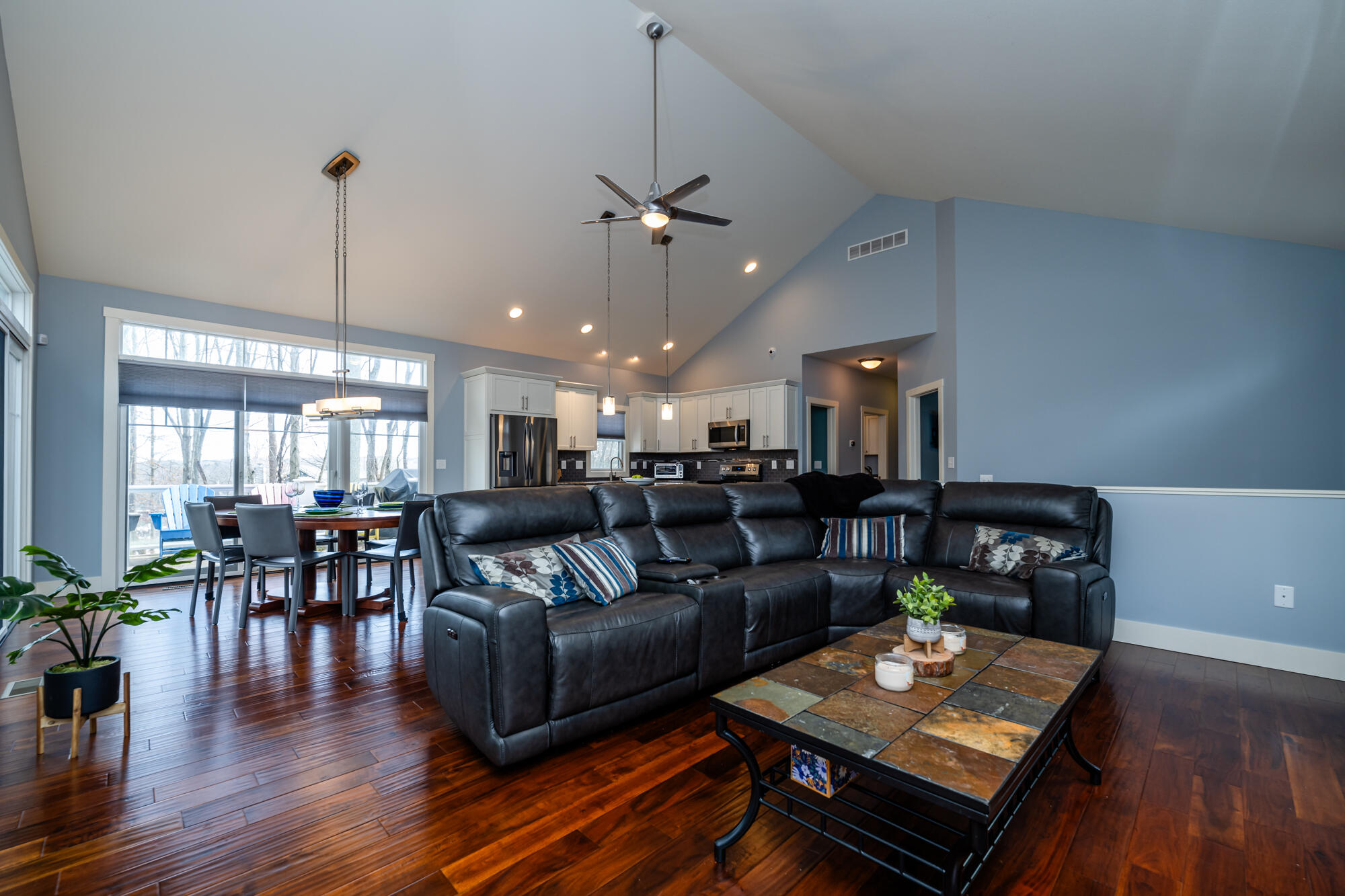 3441 Lake Chapin Drive