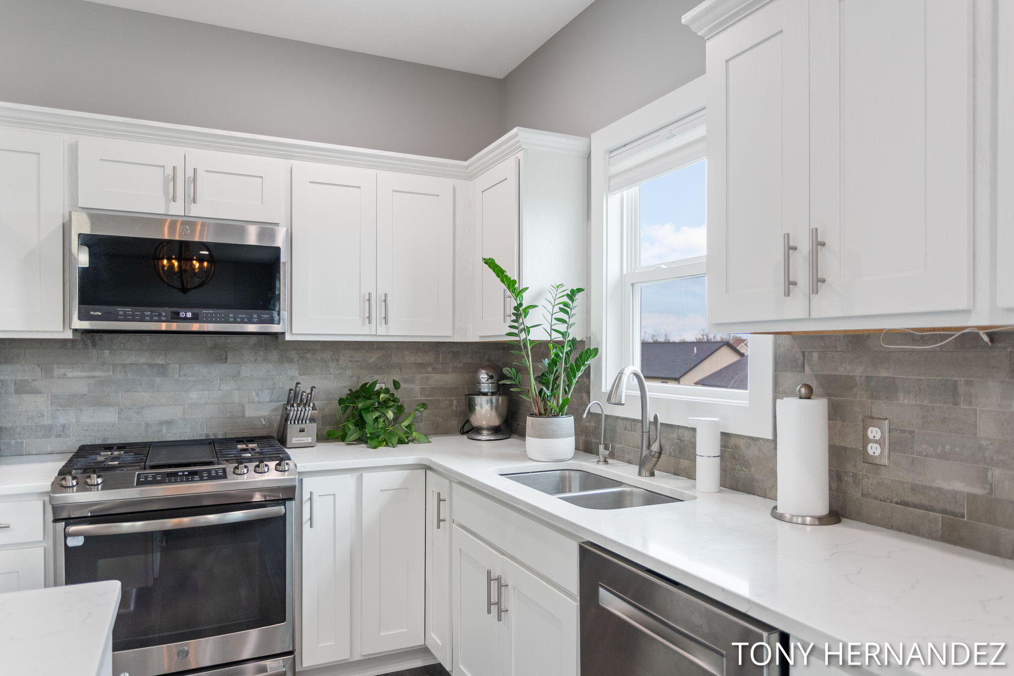7104 Crimson Court