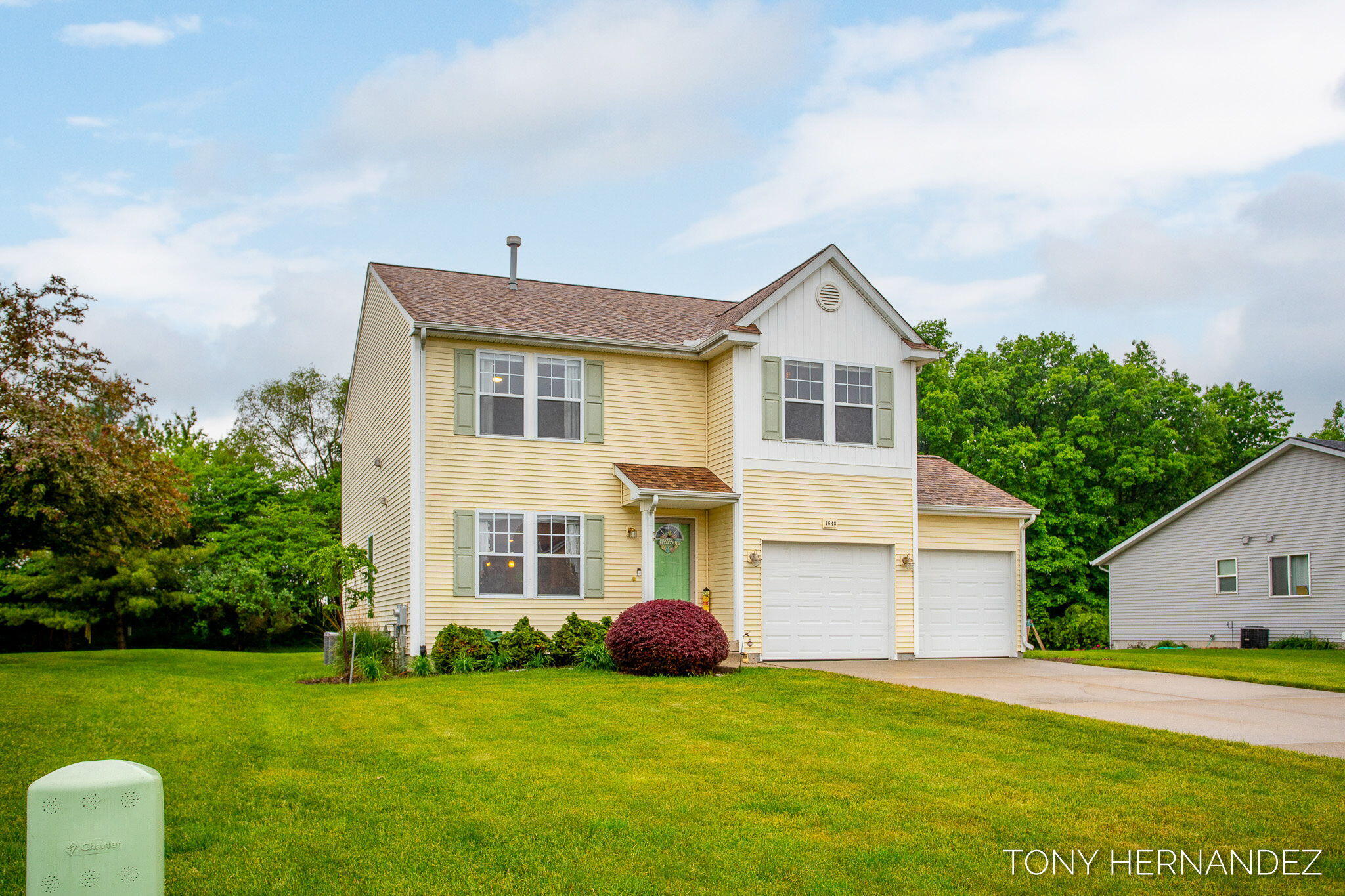 1648 Crescent Pointe Drive SE