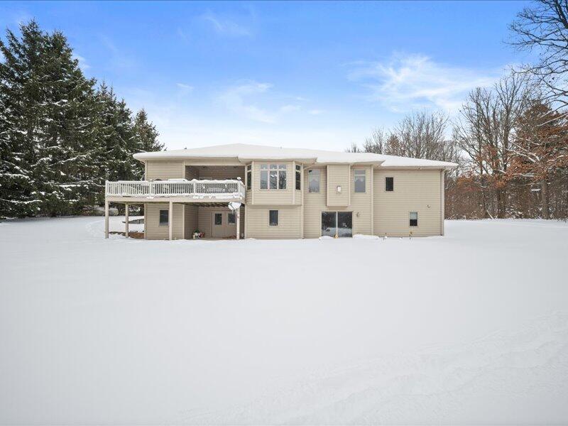 2244 19 Mile Road