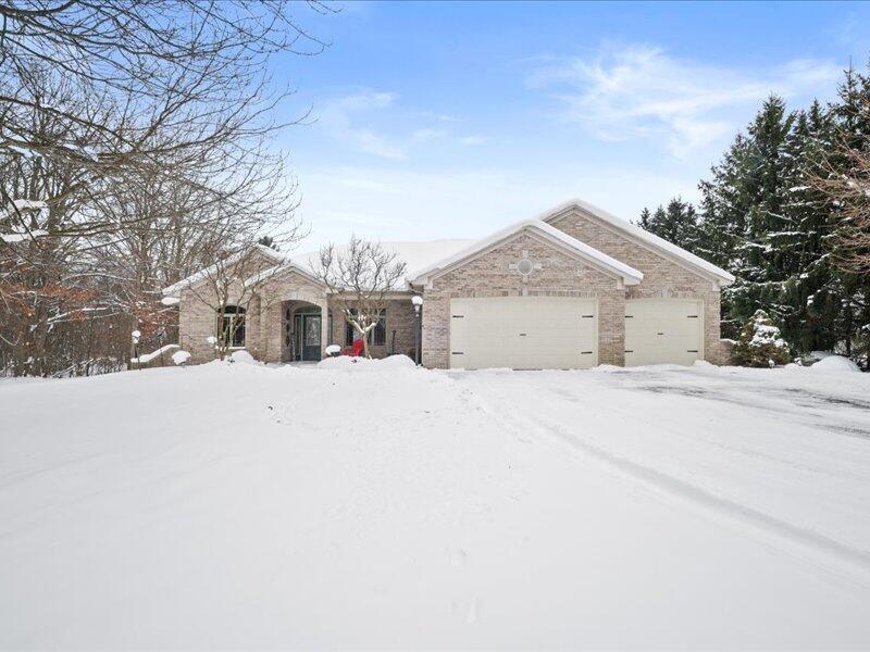 2244 19 Mile Road