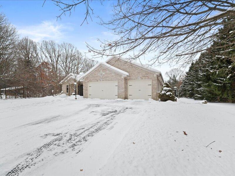 2244 19 Mile Road