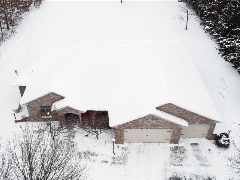 2244 19 Mile Road