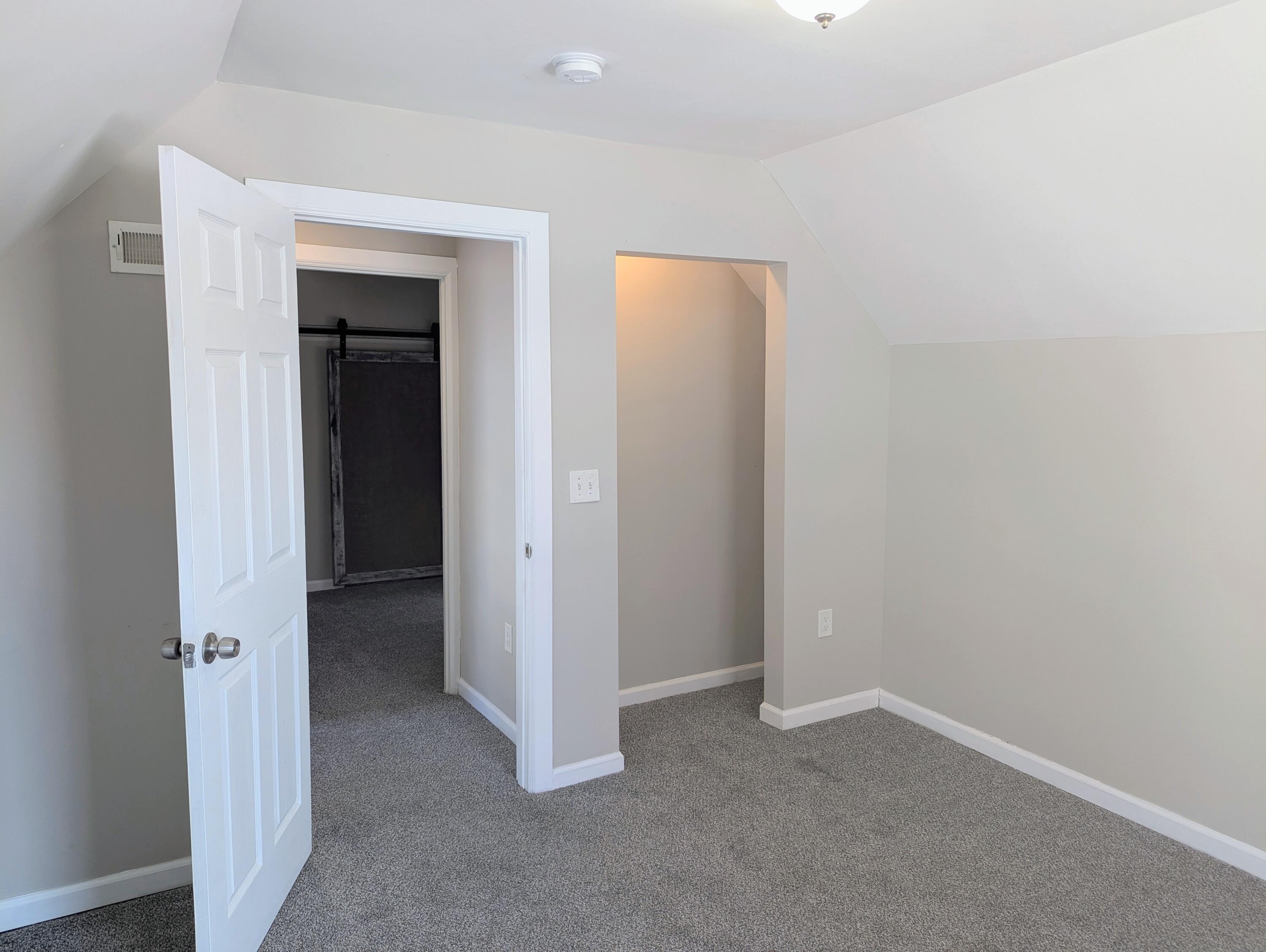 1402 North Avenue NE