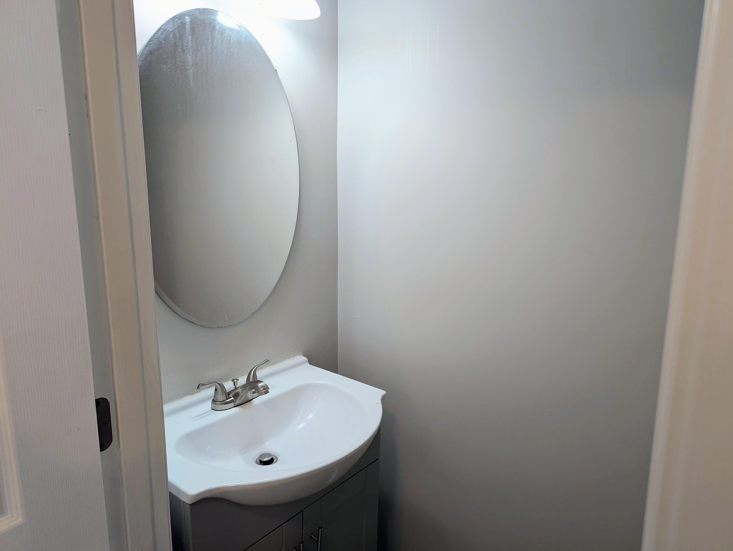 1402 North Avenue NE