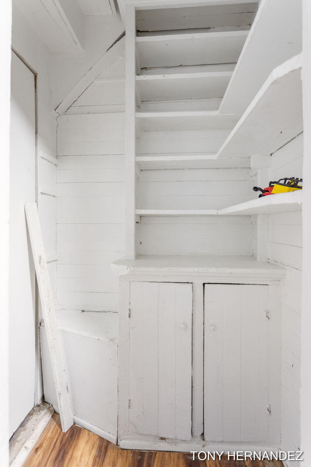 1402 North Avenue NE