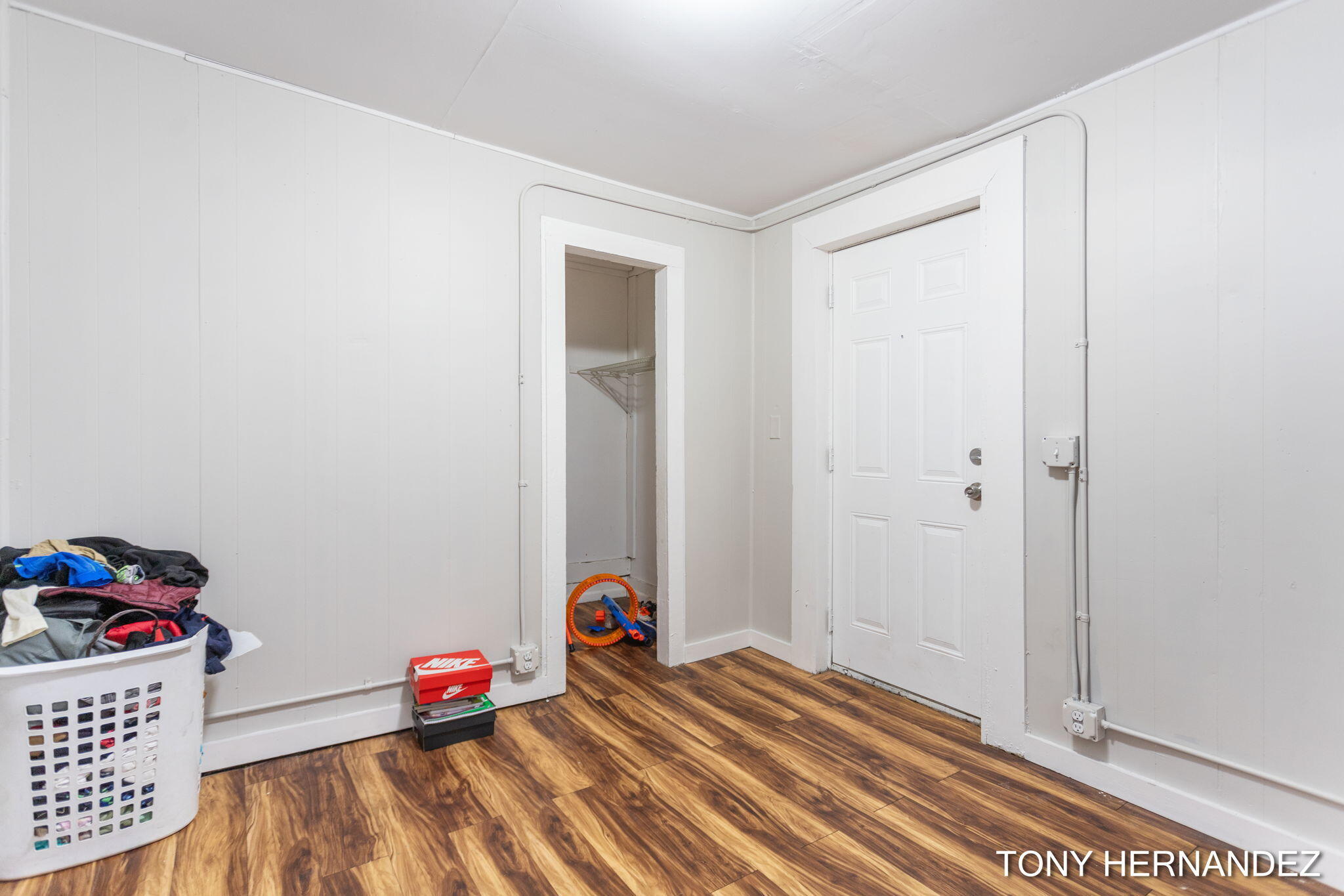 1402 North Avenue NE