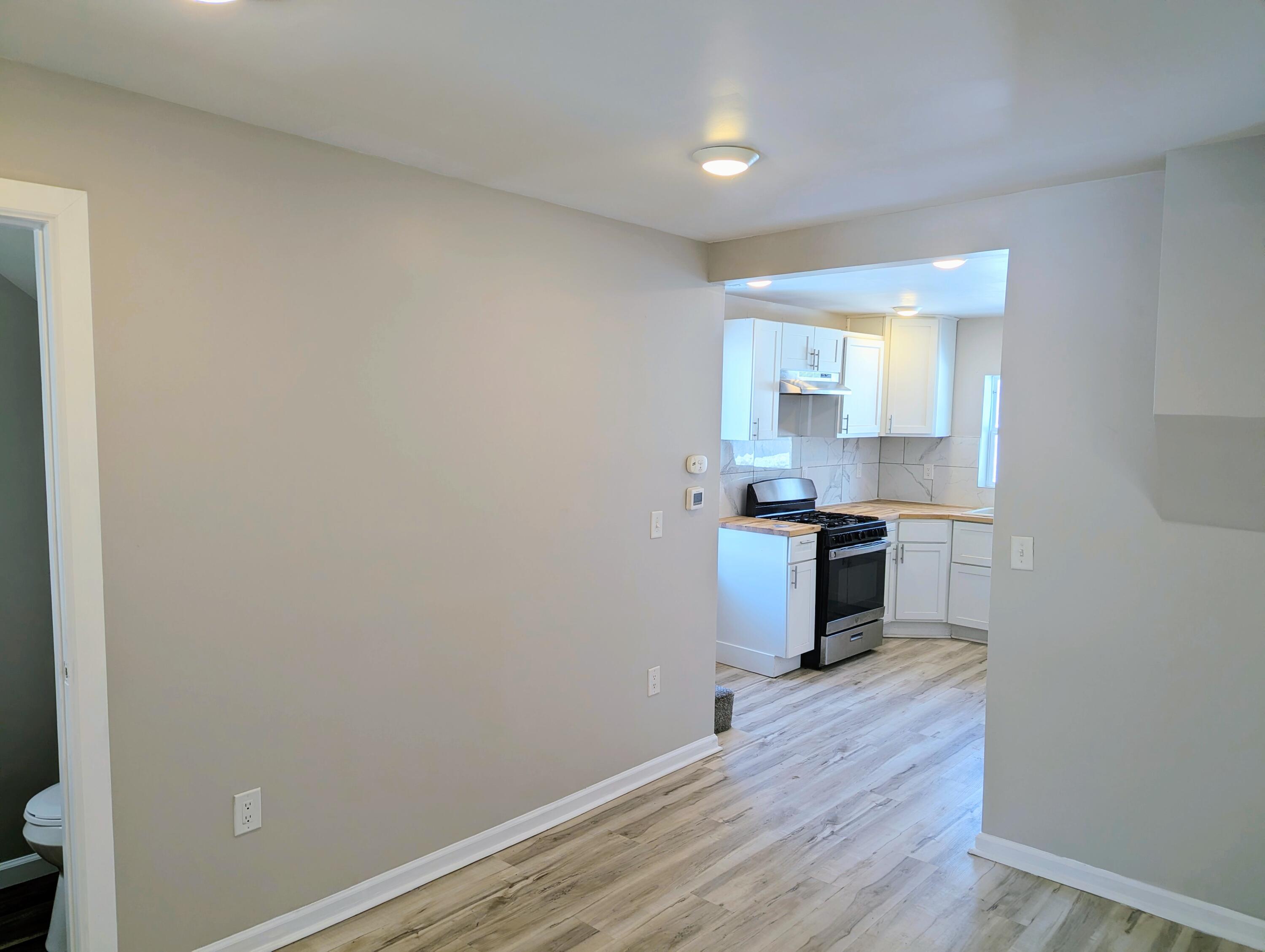 1402 North Avenue NE