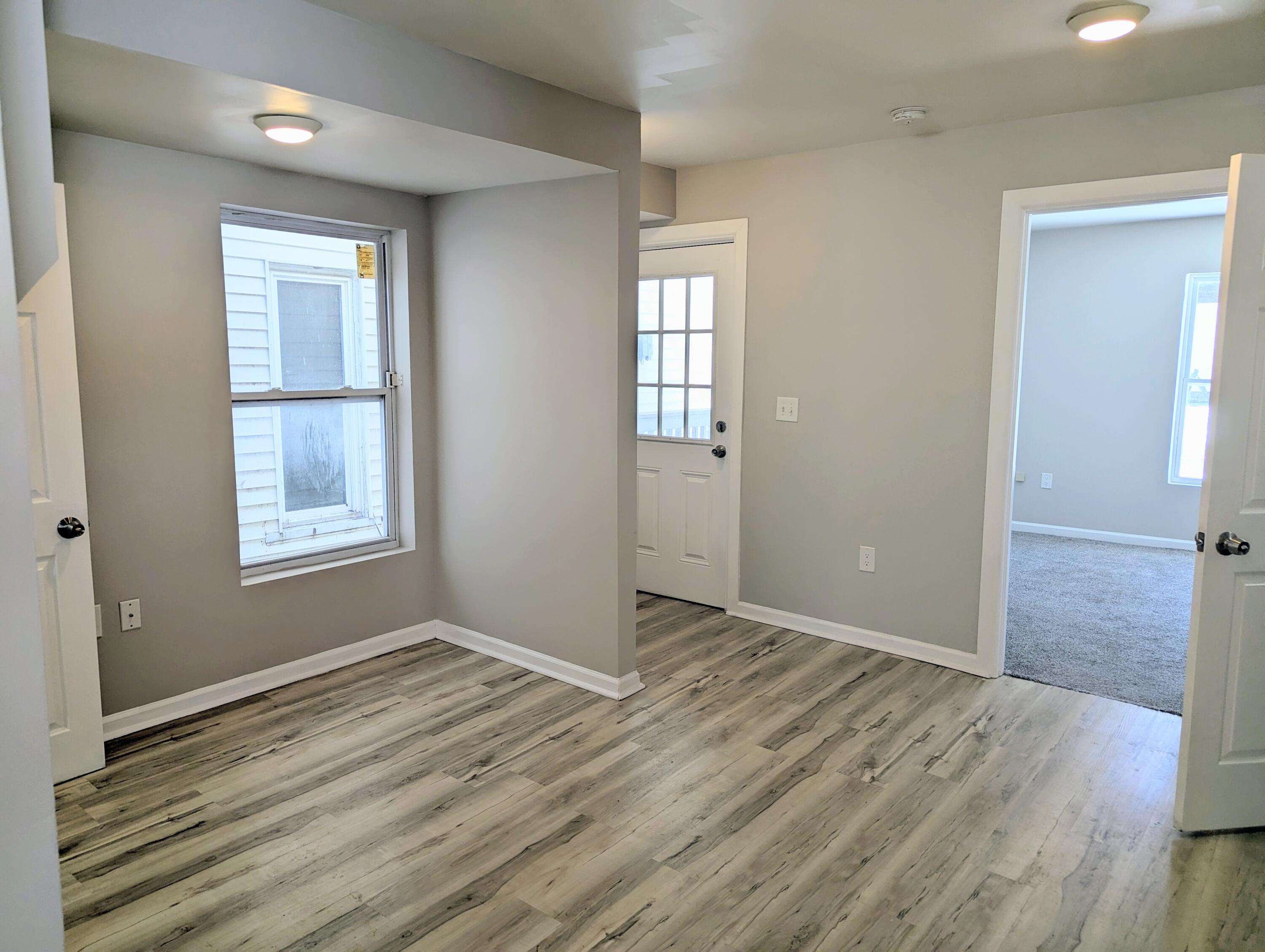 1402 North Avenue NE