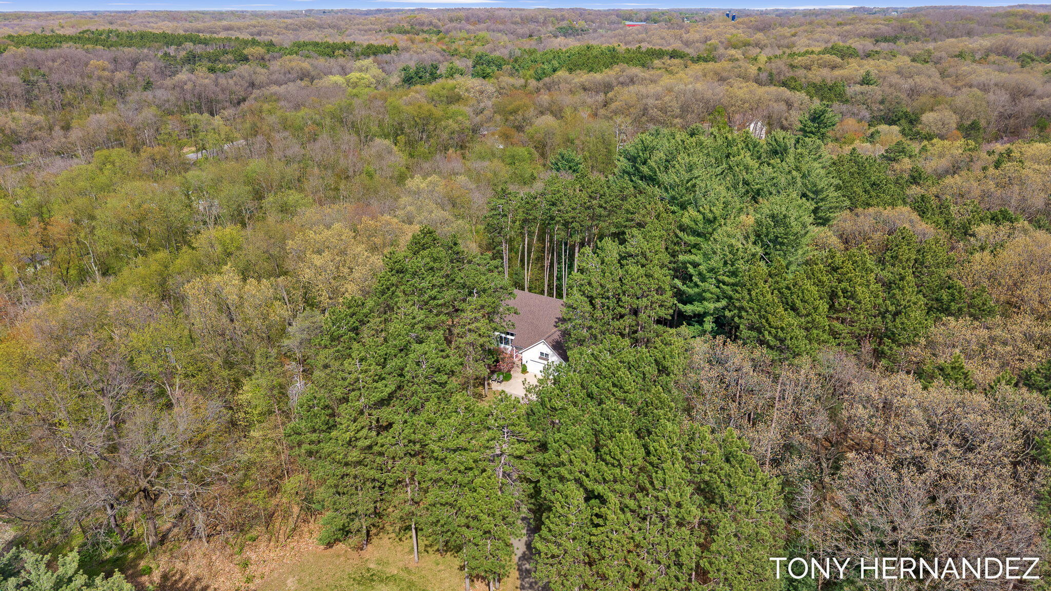 102 Sagamore Trail SE