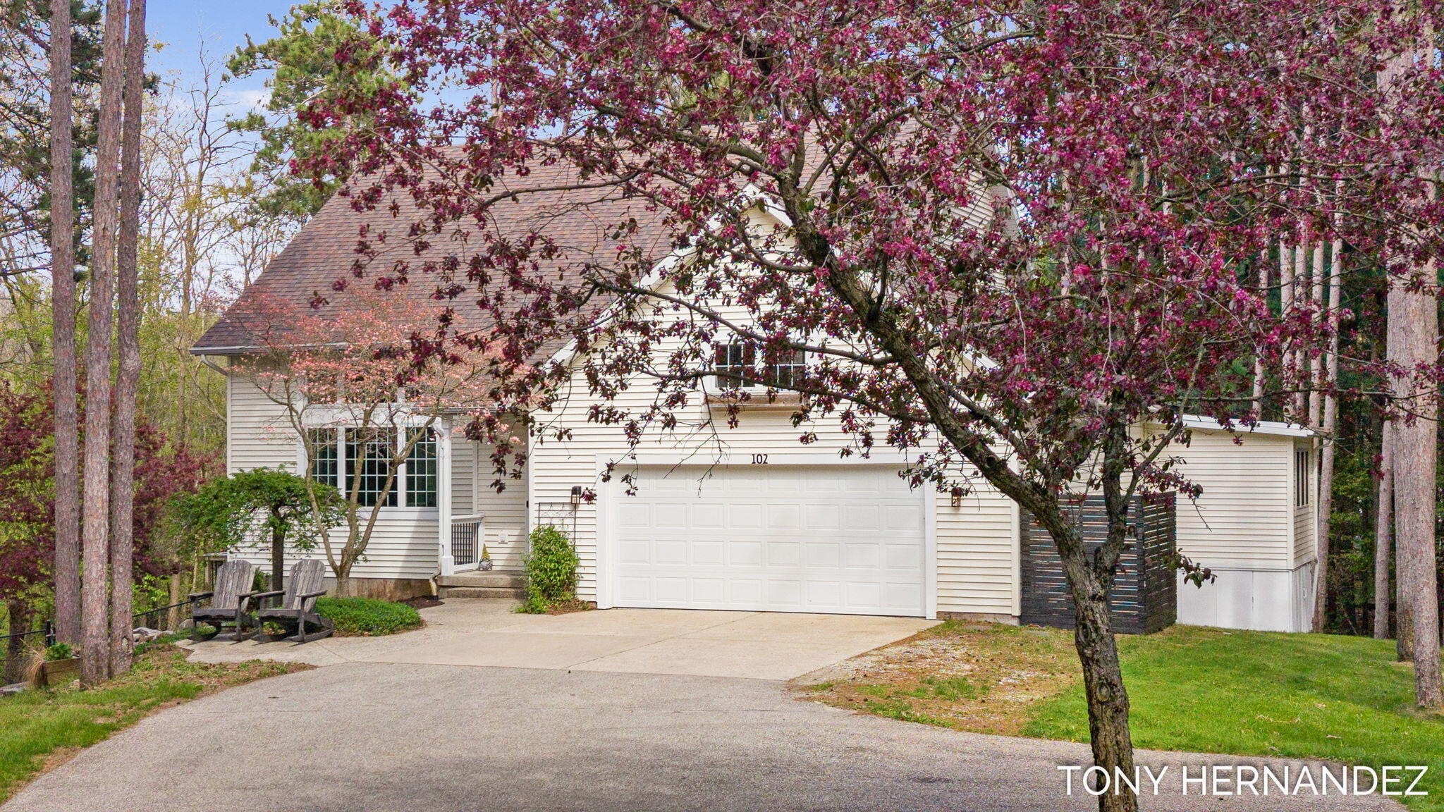102 Sagamore Trail SE