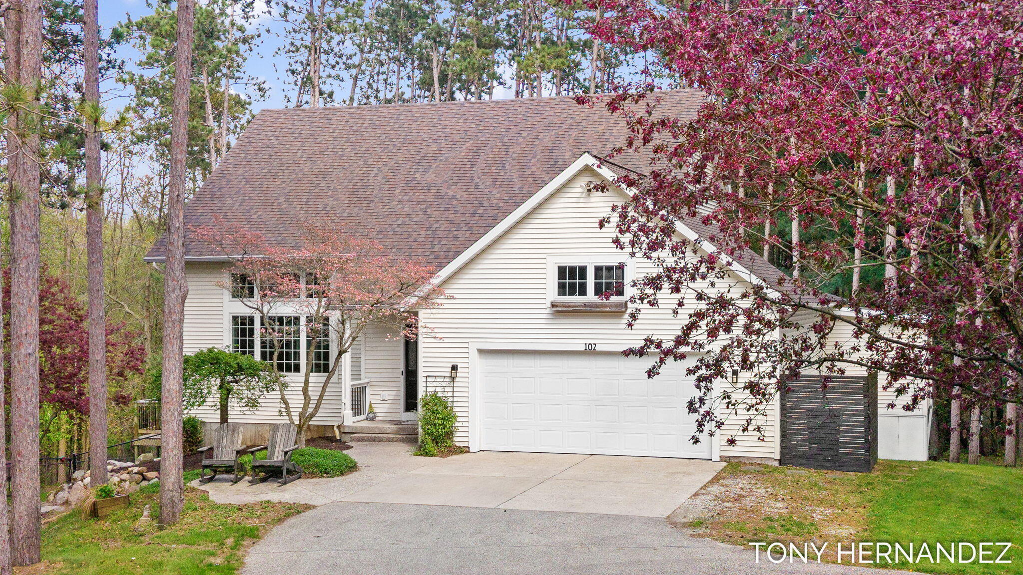 102 Sagamore Trail SE