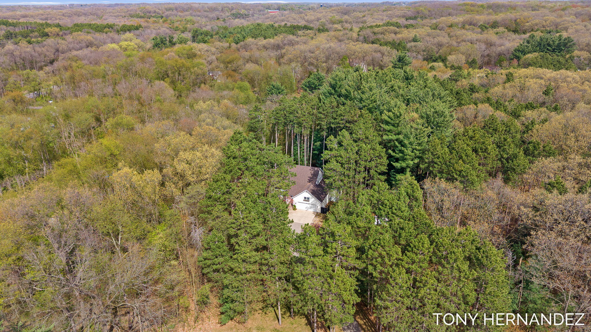 102 Sagamore Trail SE
