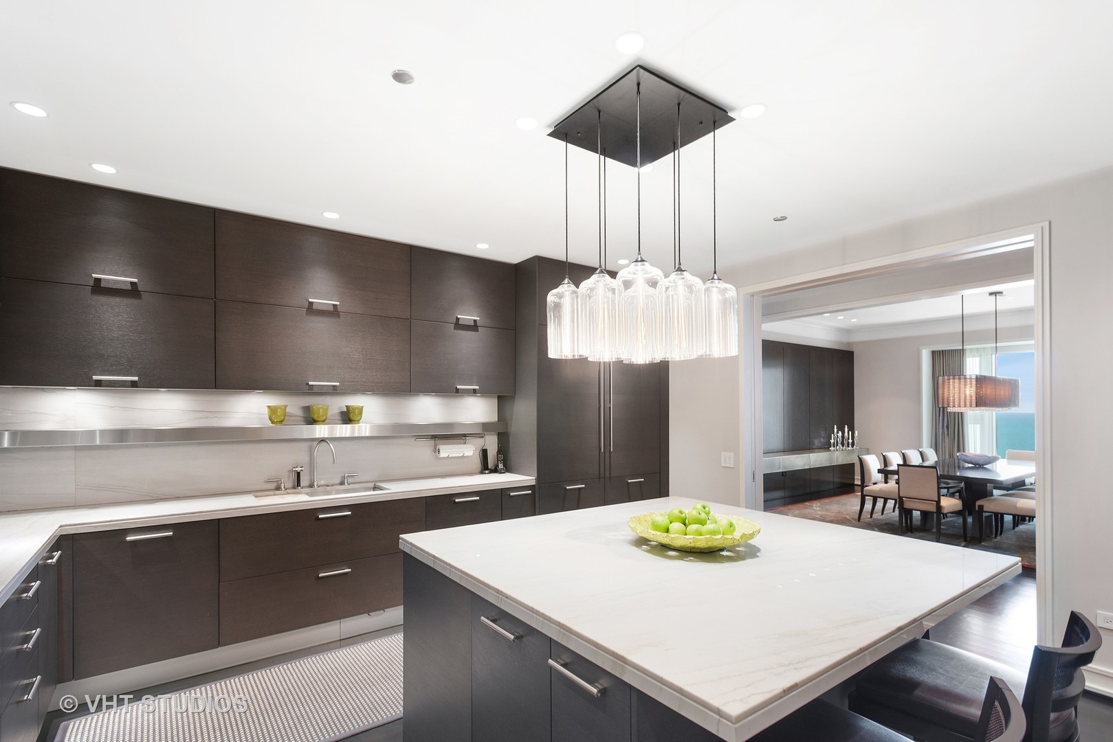 77 E Walton Street Unit: 25B