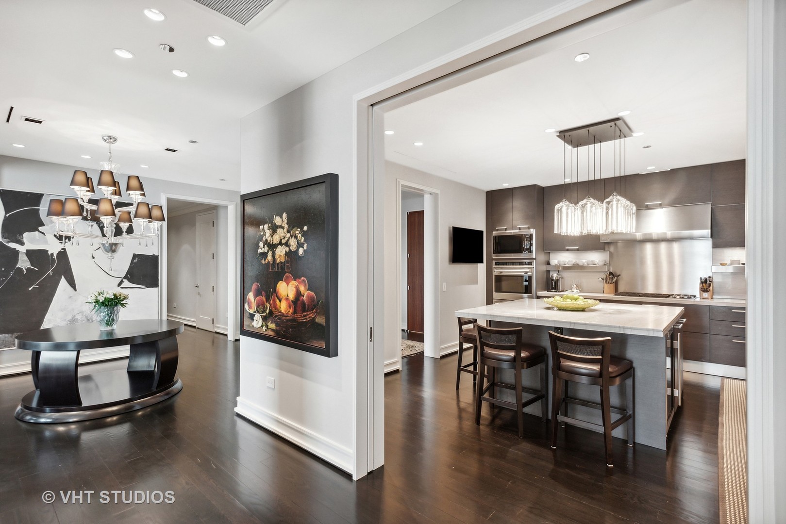 77 E Walton Street Unit: 25B