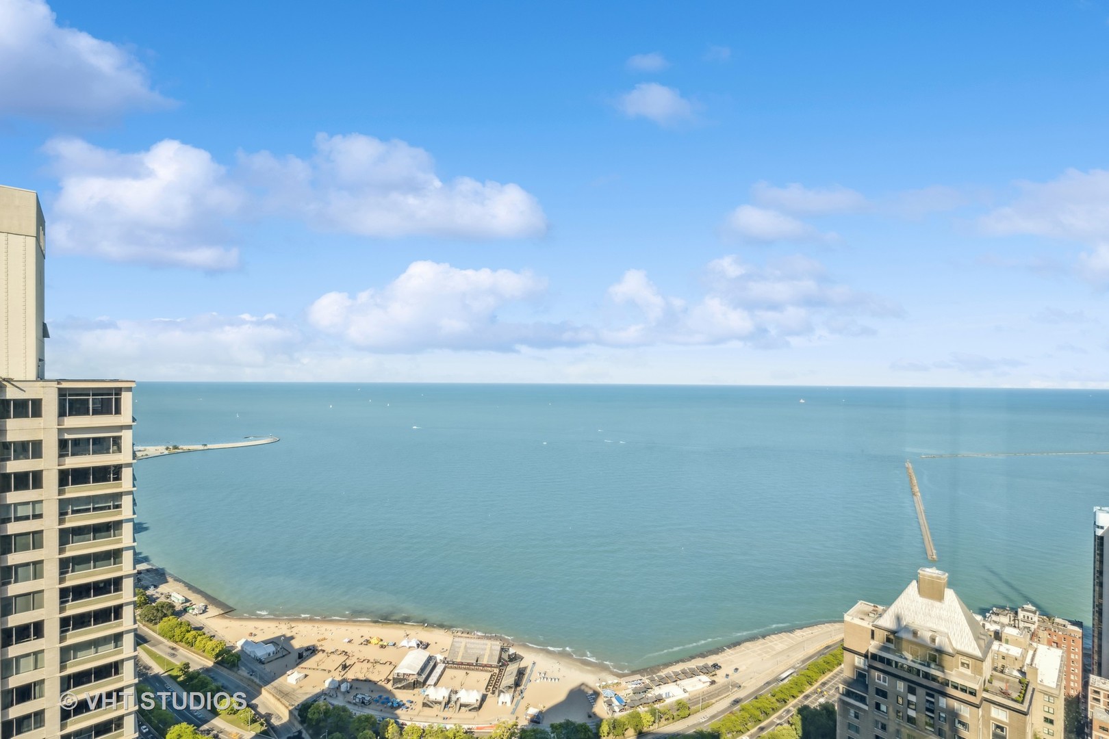 950 N Michigan Avenue Unit: 4804