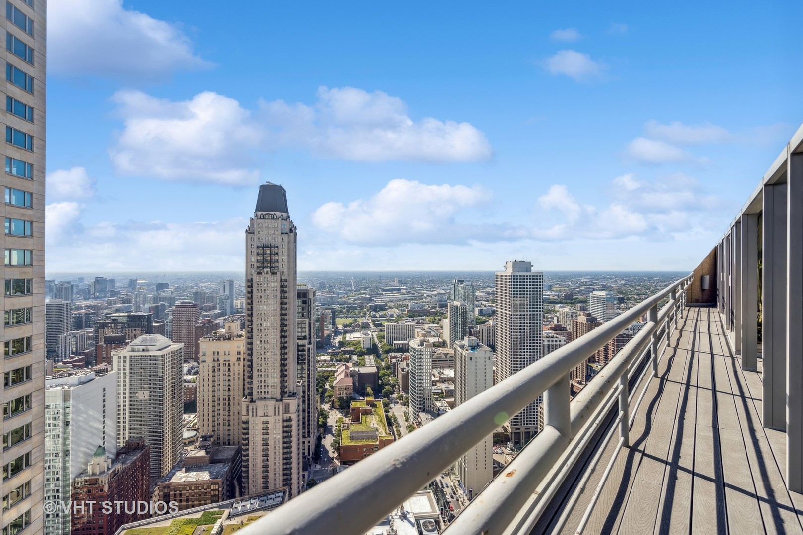 950 N Michigan Avenue Unit: 4804