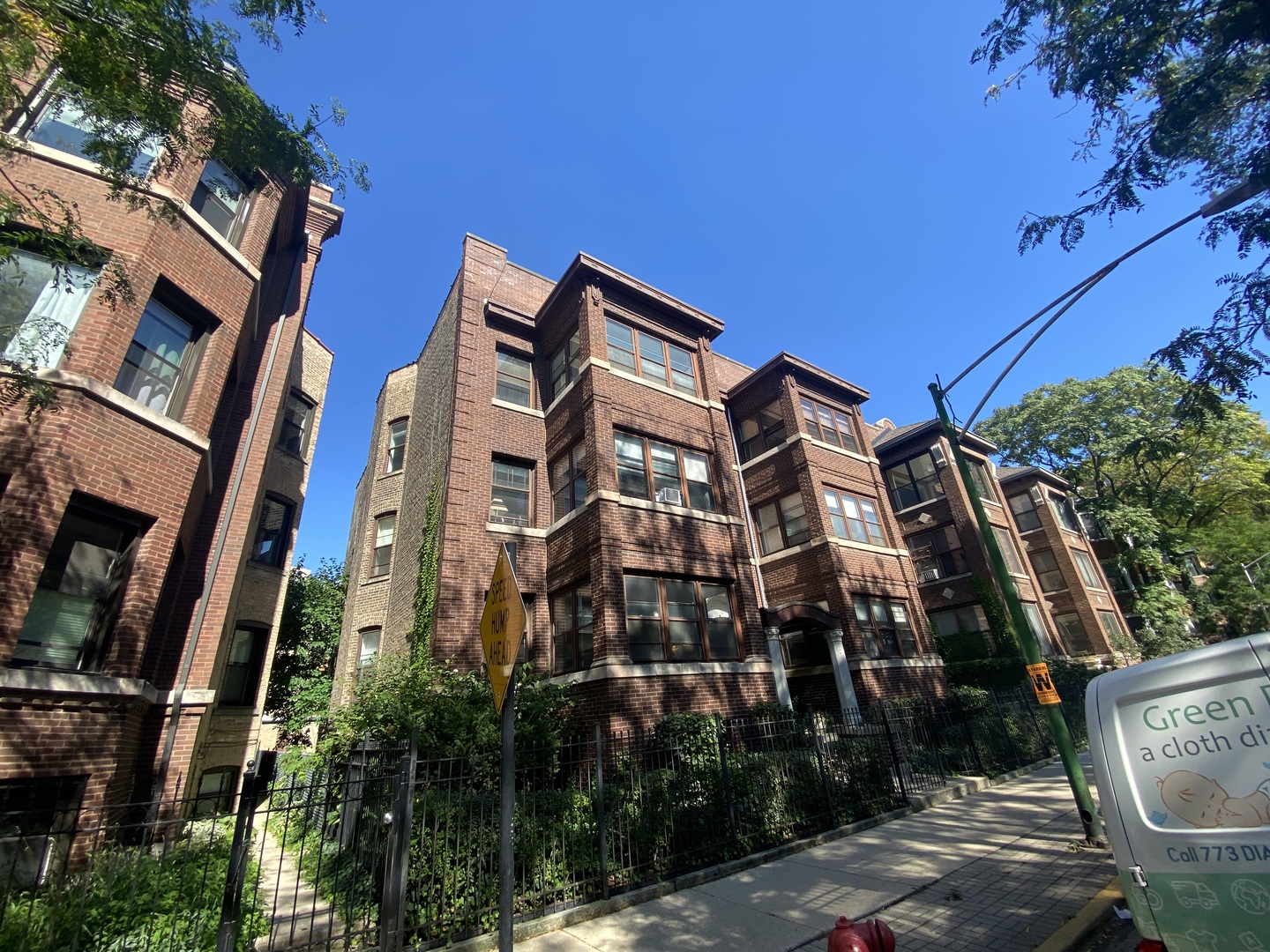 920 W Margate Terrace Unit: 3W