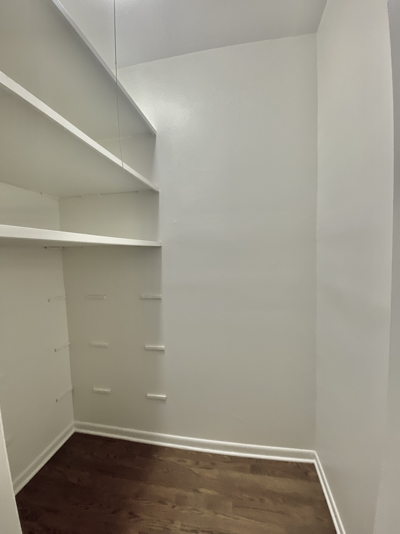 920 W Margate Terrace Unit: 3W