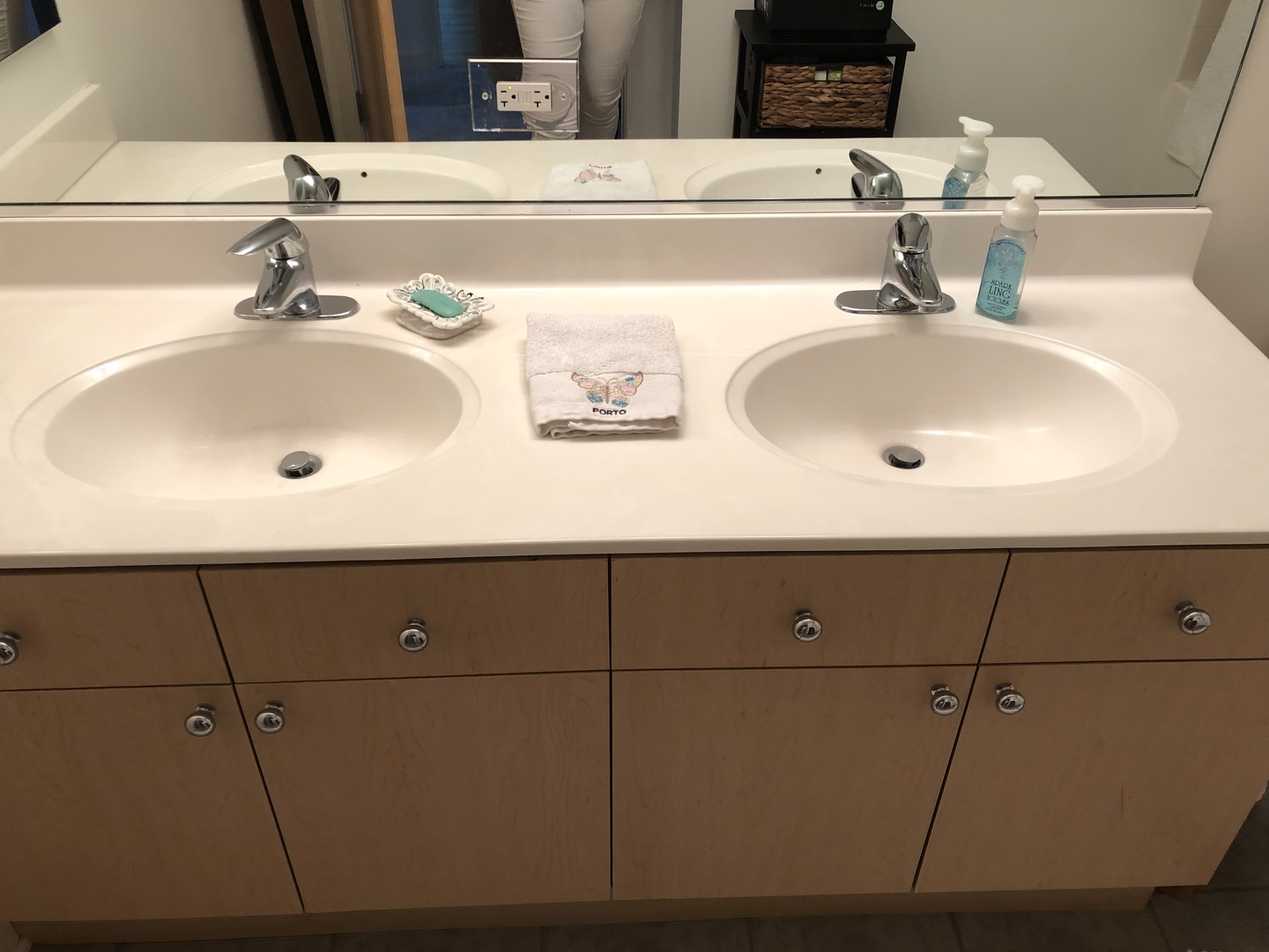 900 Chicago Avenue Unit: 501