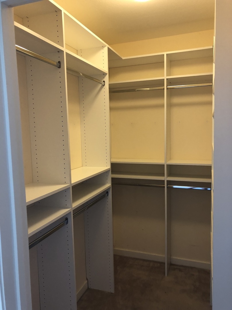 900 Chicago Avenue Unit: 501