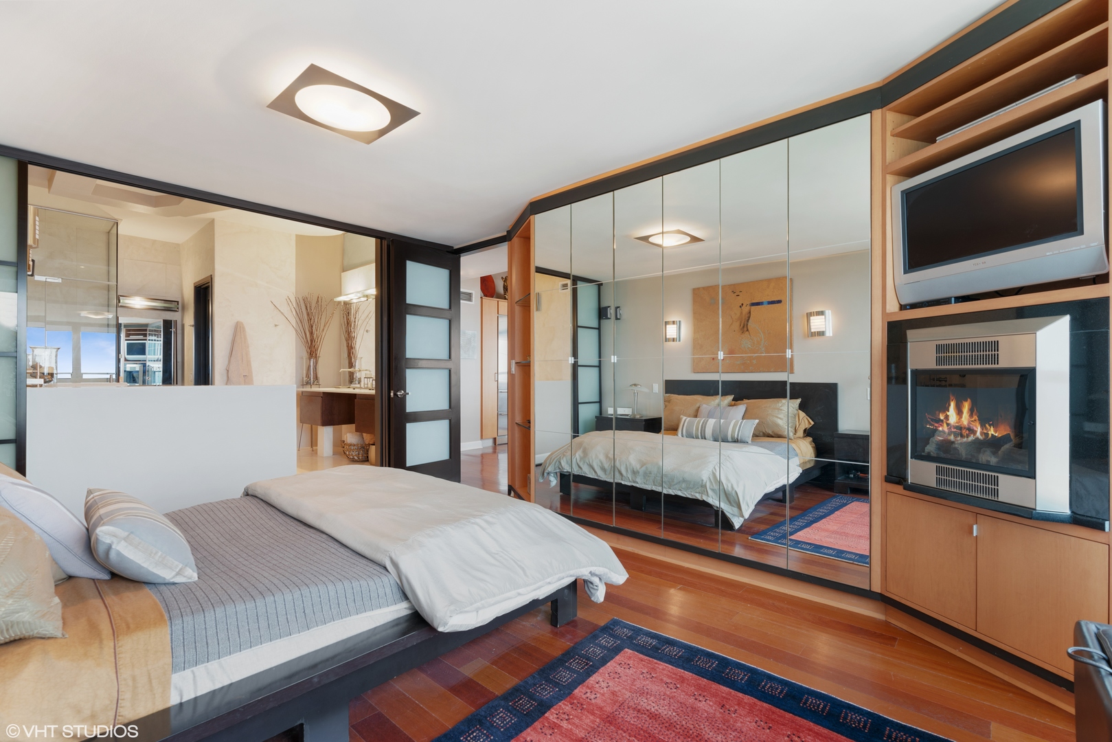 1030 N State Street Unit: 39B