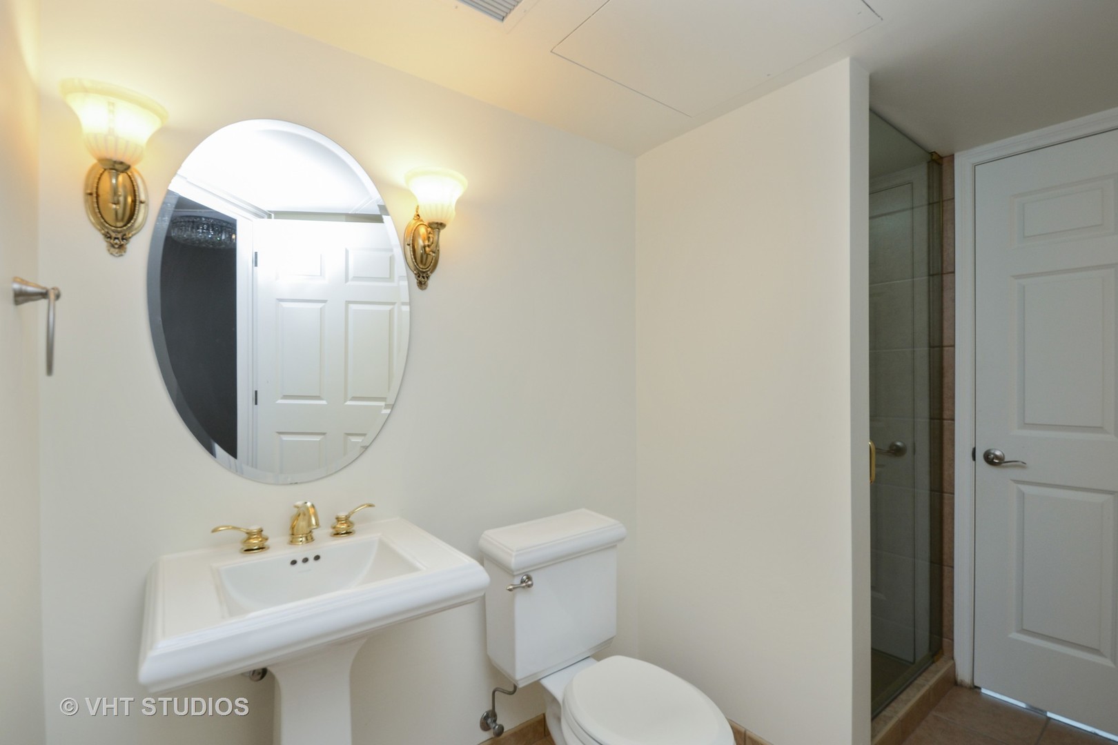 25 E SUPERIOR Street Unit: 3604