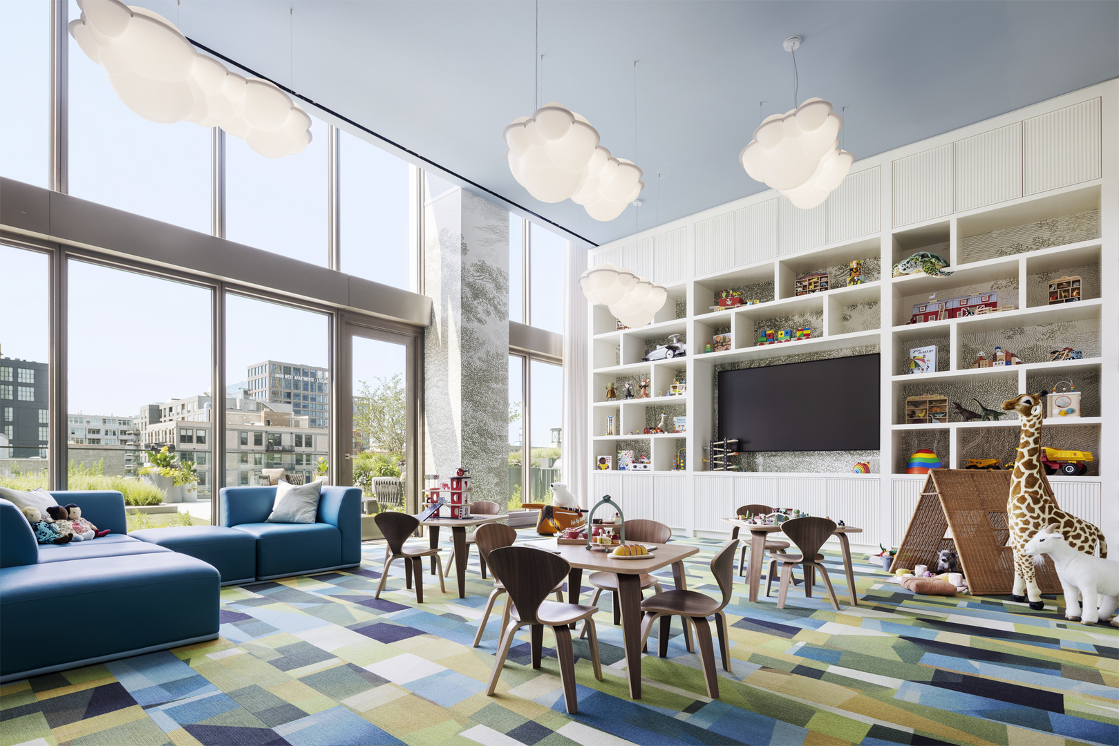 164 N Peoria Street Unit: 3905