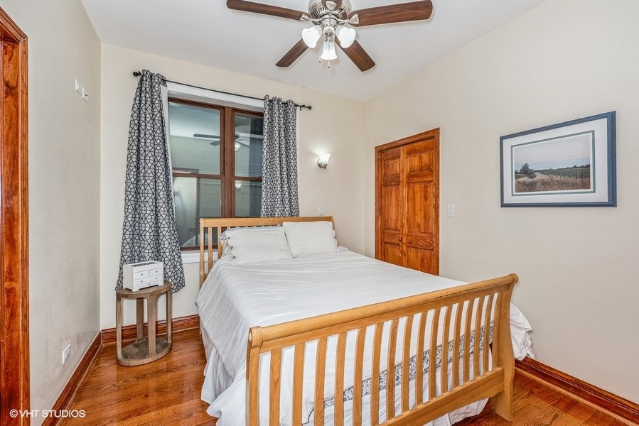3037 W Lyndale Street Unit: 1