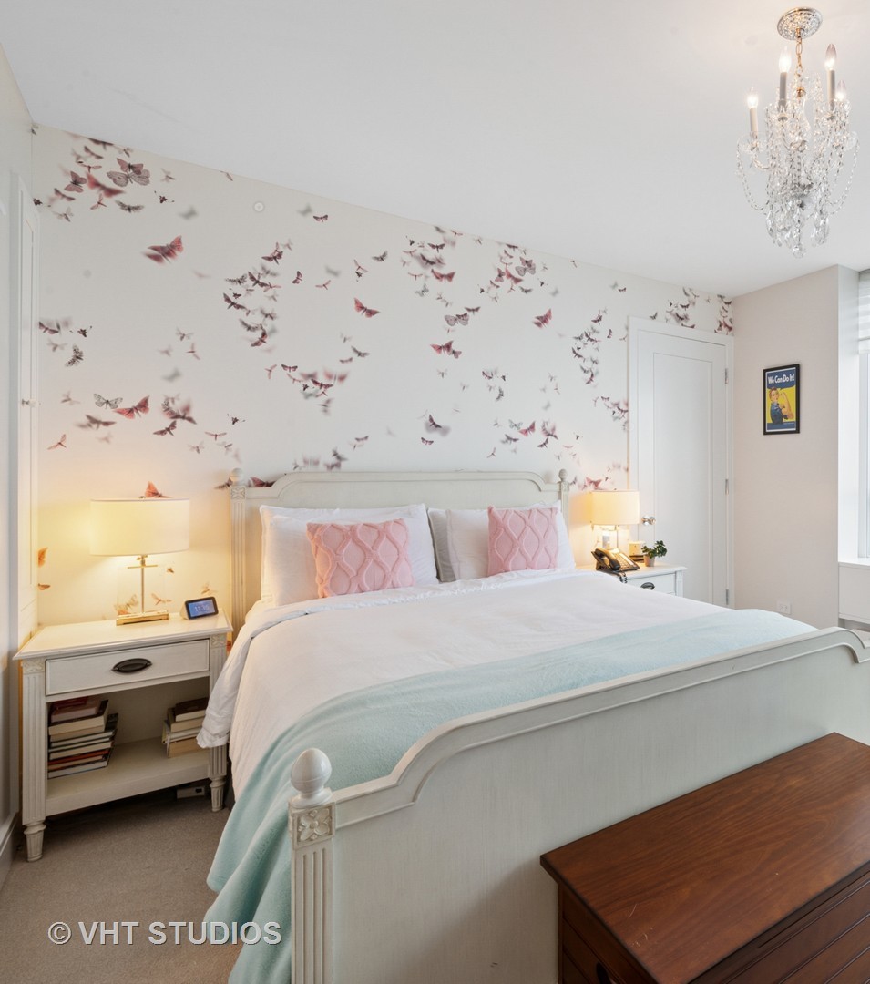 180 E Pearson Street Unit: 5201