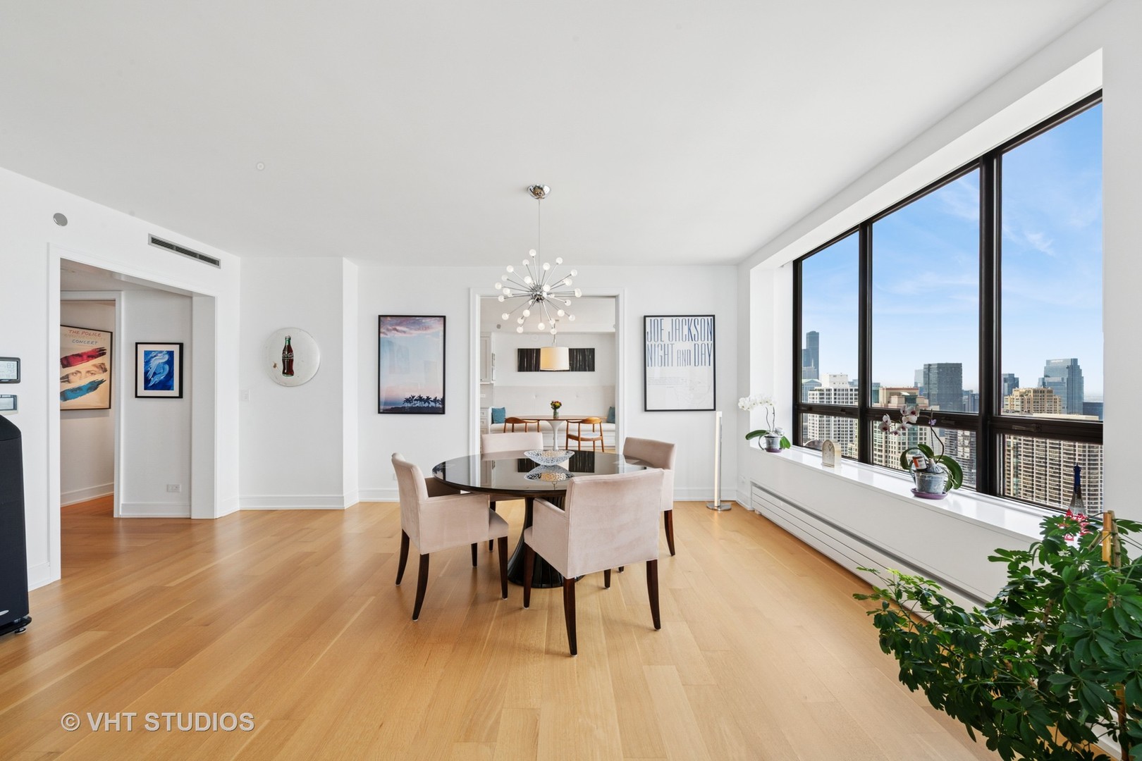 180 E Pearson Street Unit: 5201