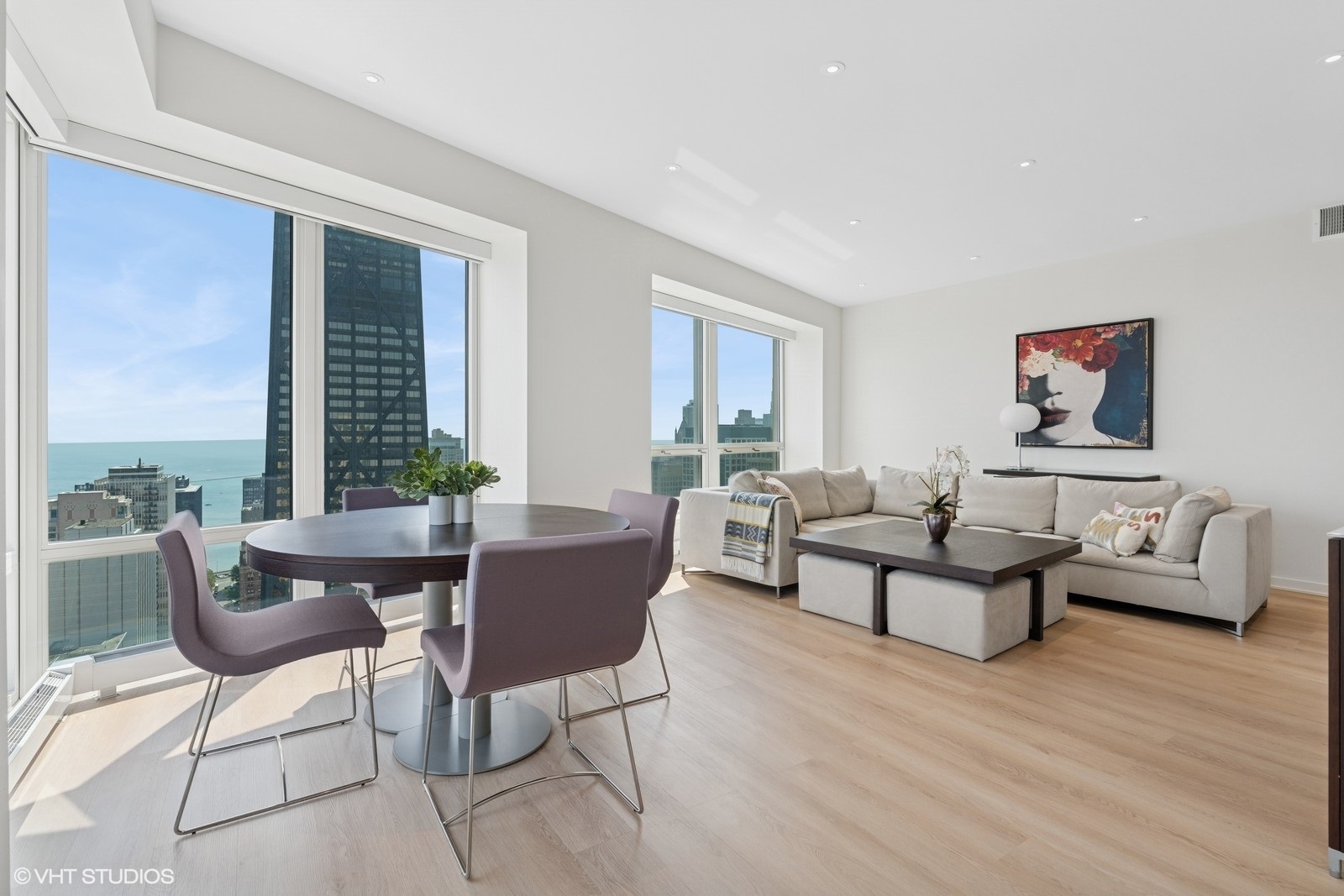 57 E Delaware Place Unit: 3703