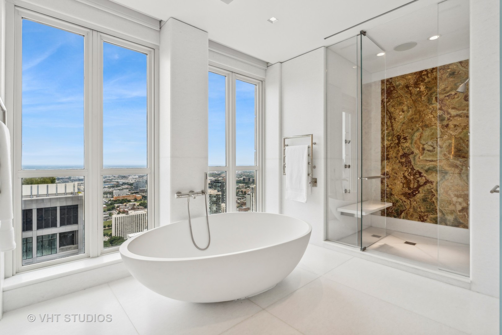 11 E Walton Street Unit: 4902