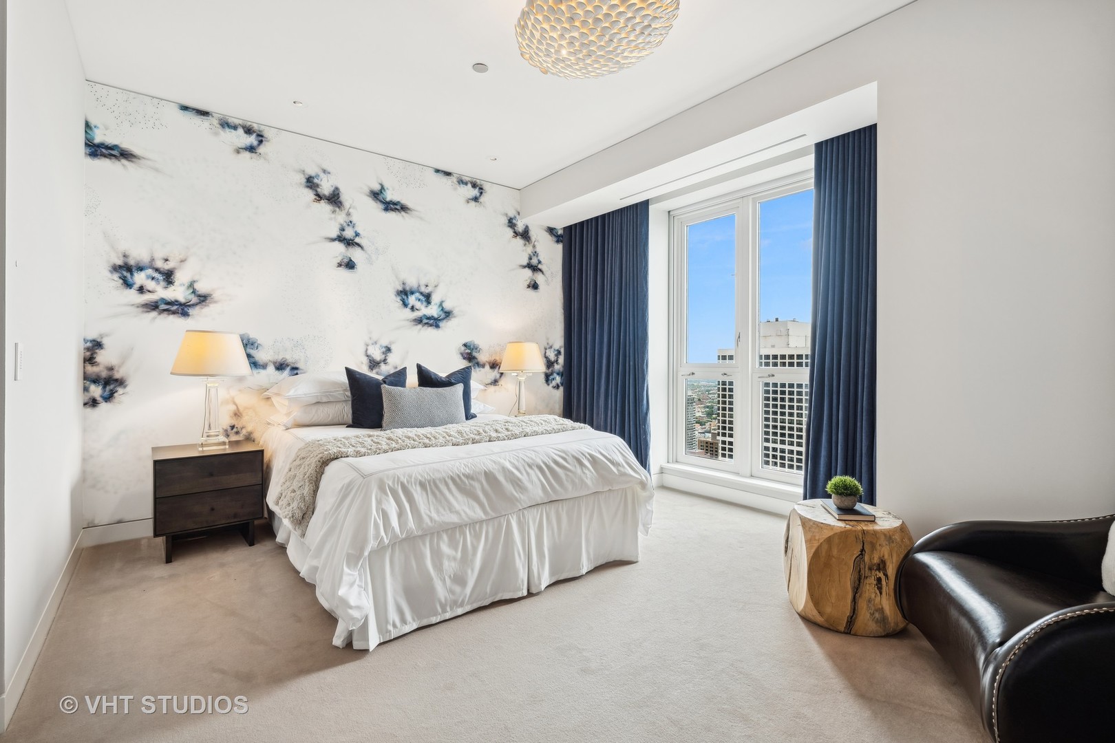 11 E Walton Street Unit: 4902