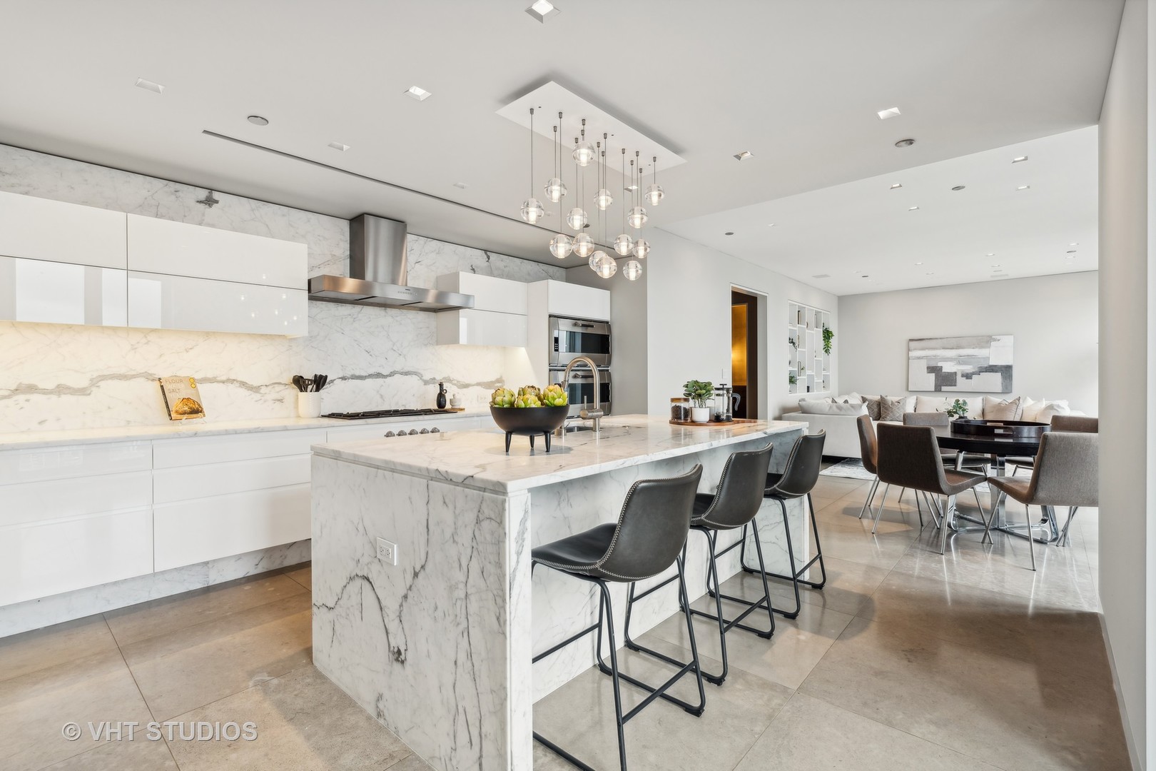 11 E Walton Street Unit: 4902