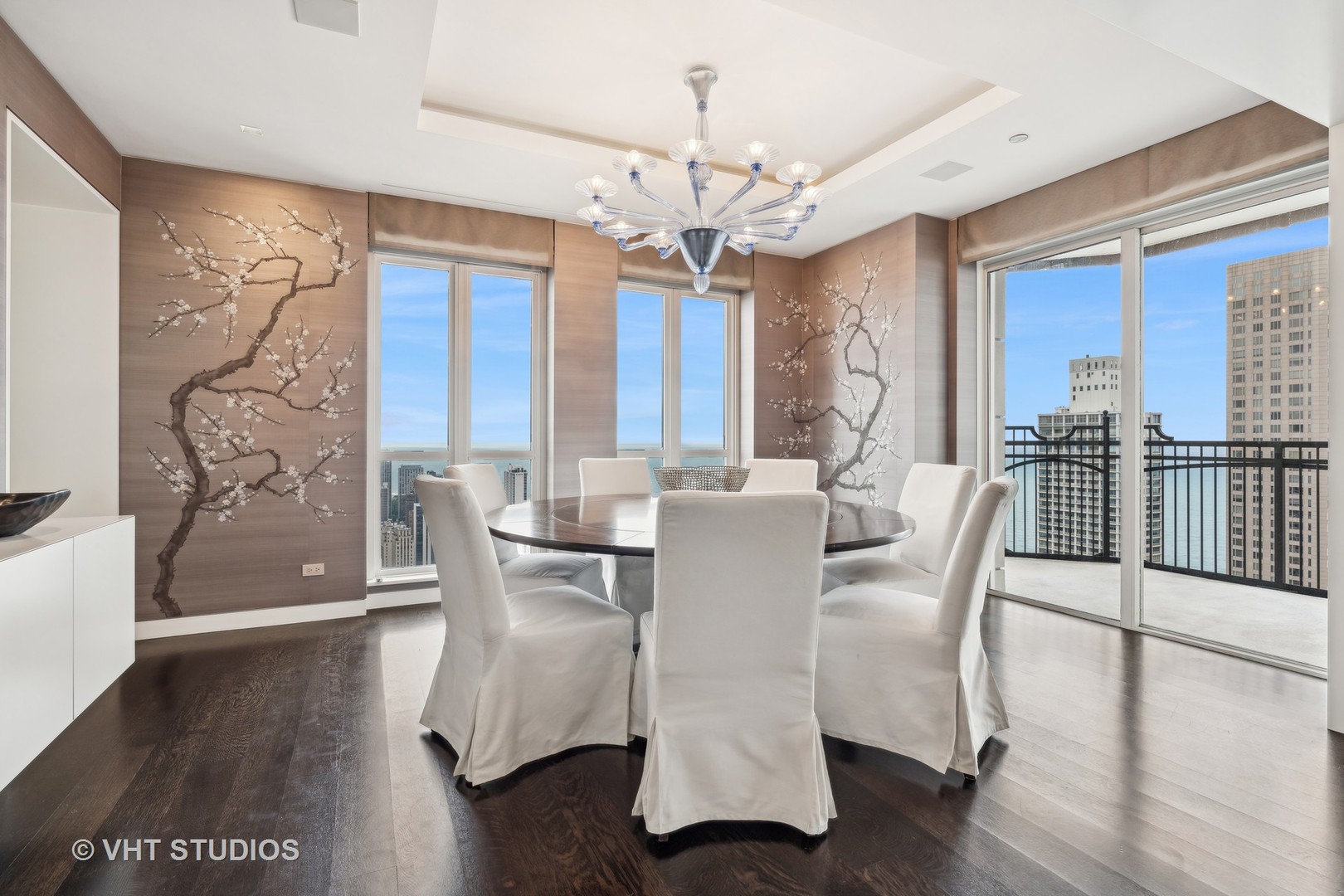 11 E Walton Street Unit: 4902
