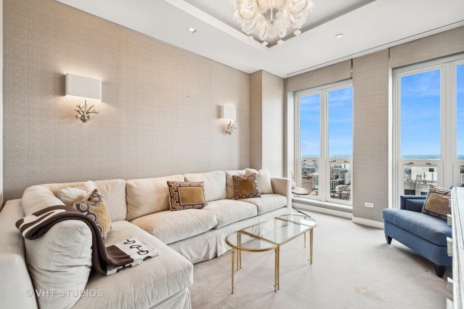 11 E Walton Street Unit: 4902