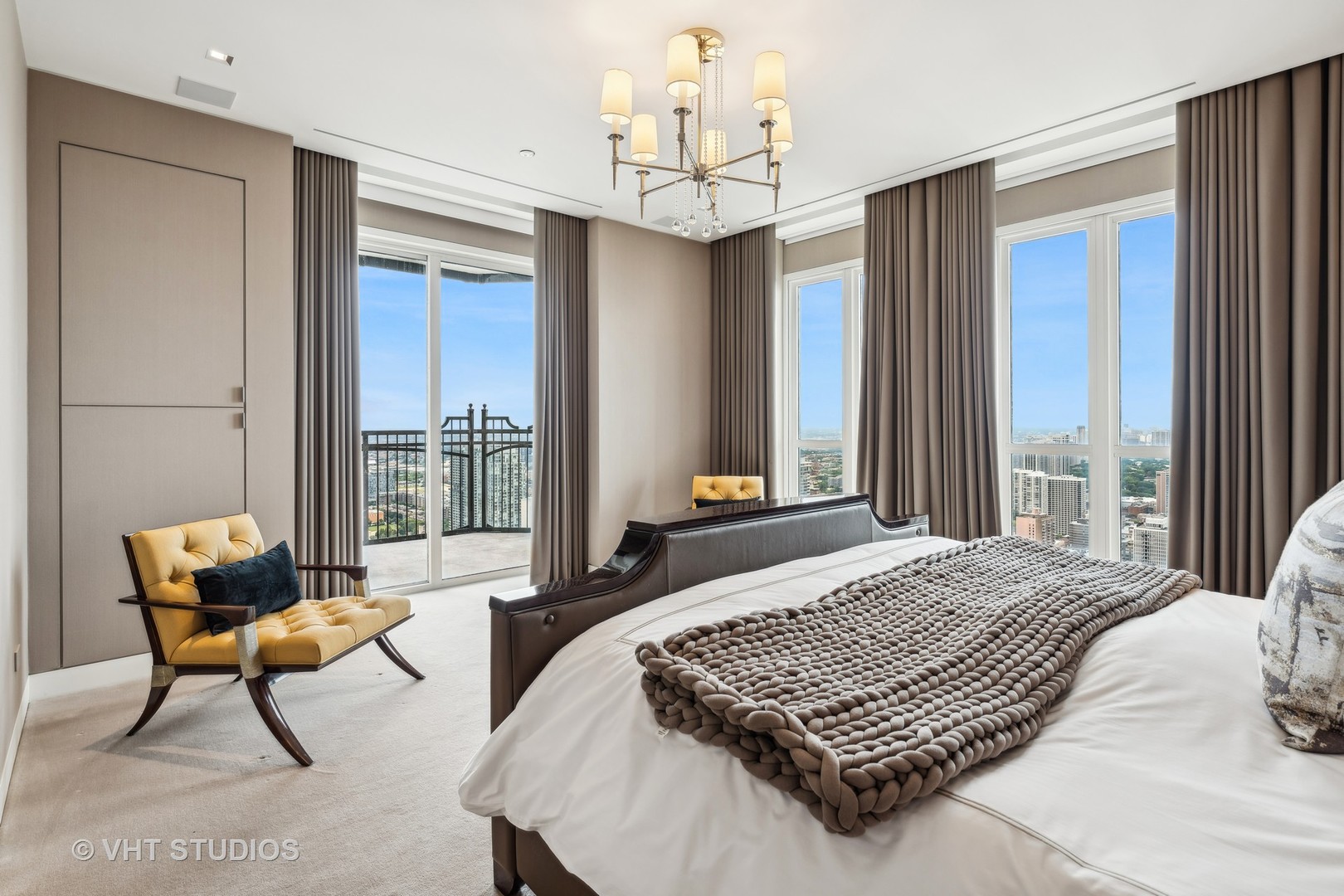 11 E Walton Street Unit: 4902