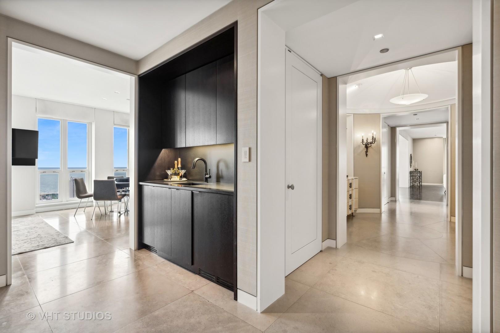 11 E Walton Street Unit: 4902