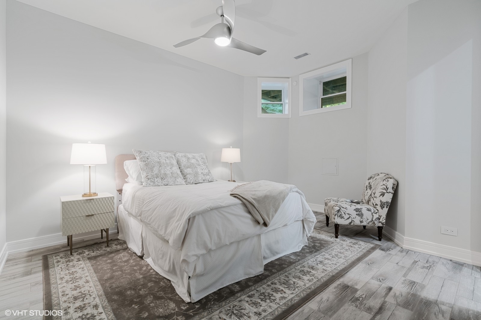 4148 N Greenview Avenue