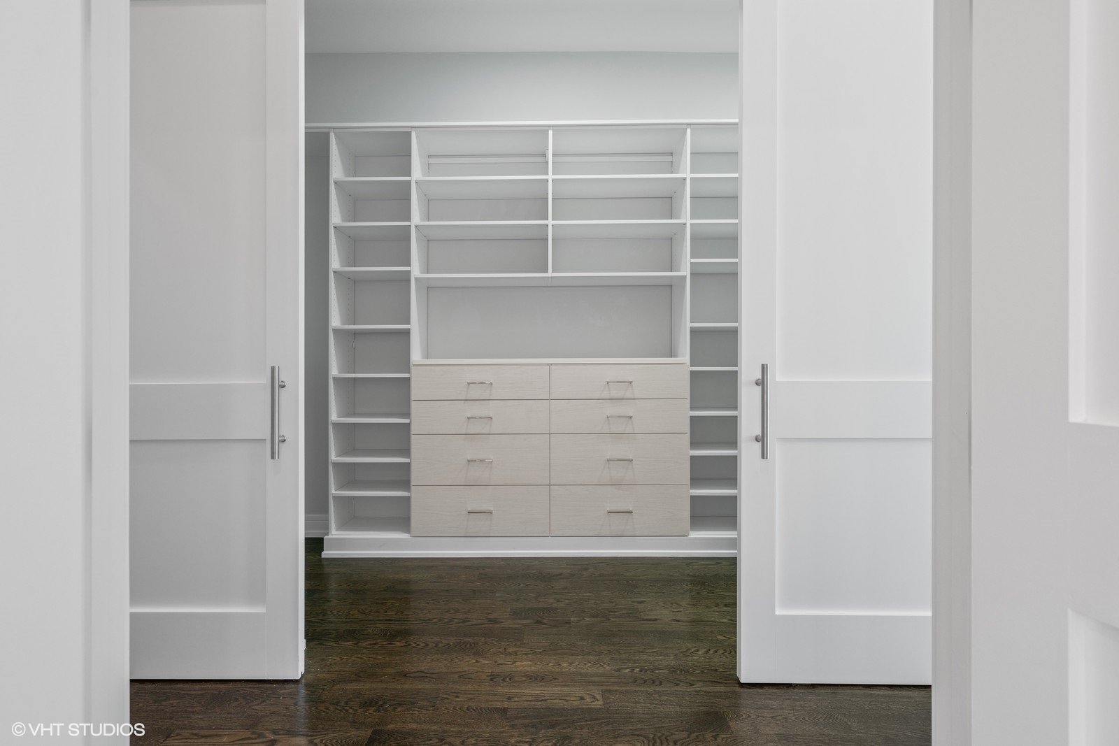 4148 N Greenview Avenue