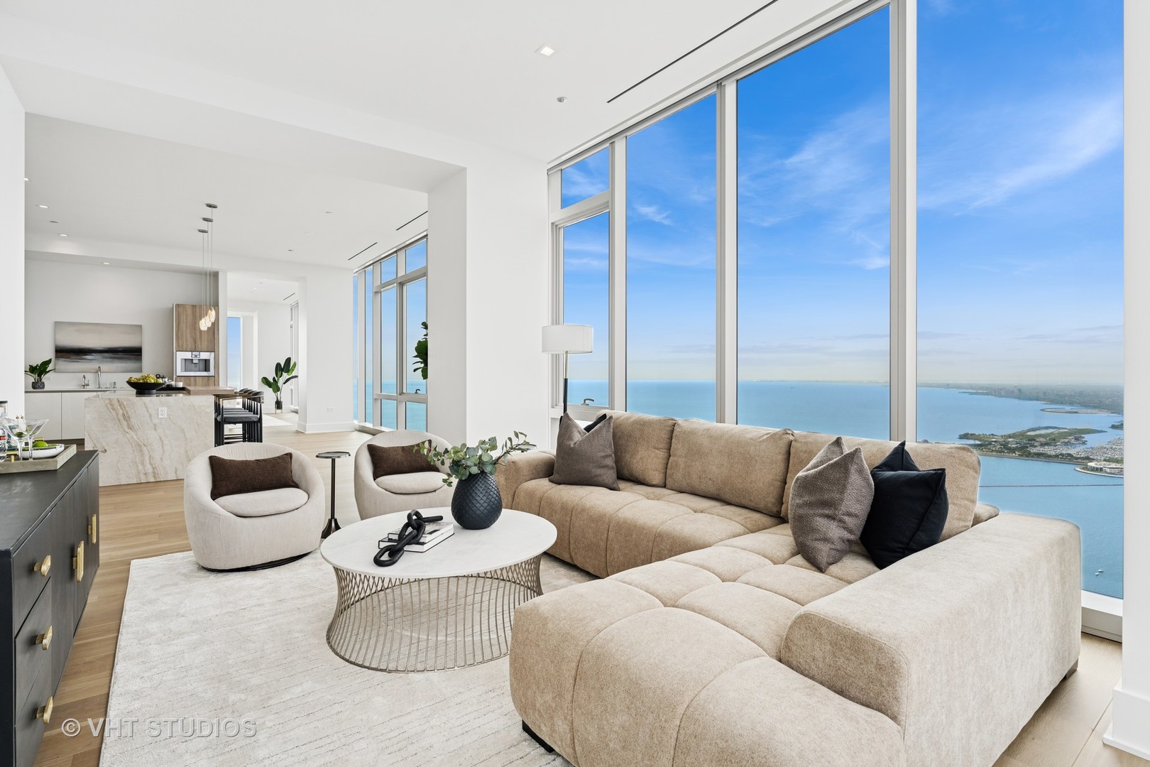 363 E Wacker Drive Unit: 7501