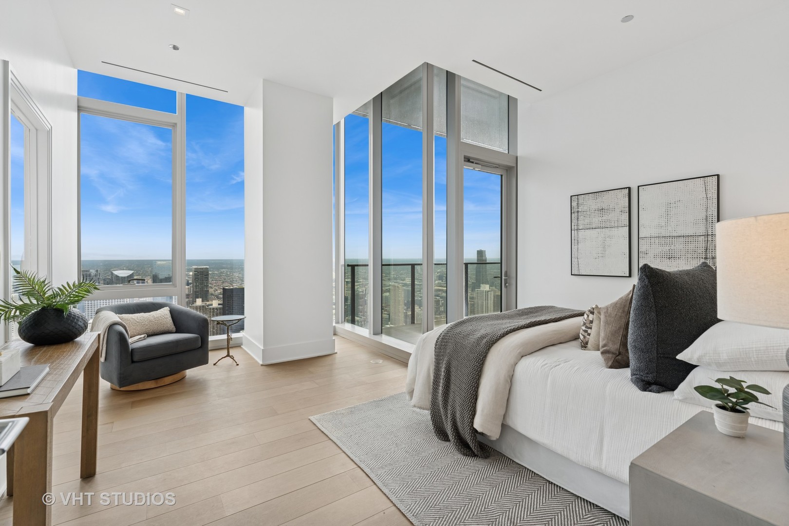 363 E Wacker Drive Unit: 7501