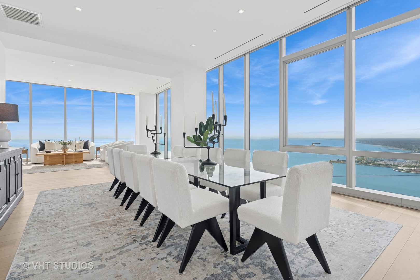 363 E Wacker Drive Unit: 7501
