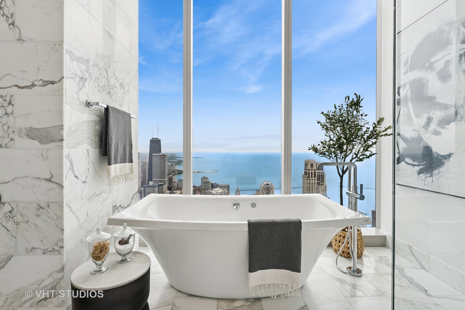 363 E Wacker Drive Unit: 7501