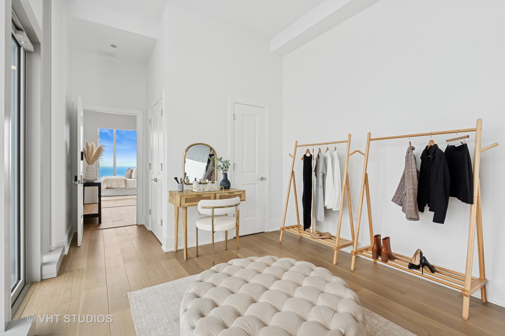 363 E Wacker Drive Unit: 7501