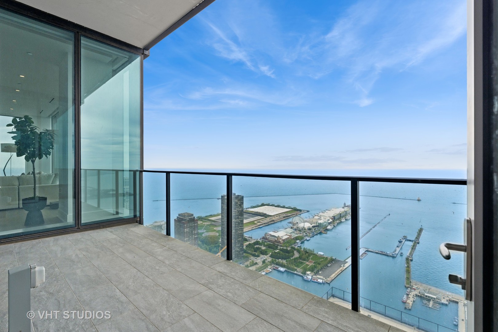 363 E Wacker Drive Unit: 7501