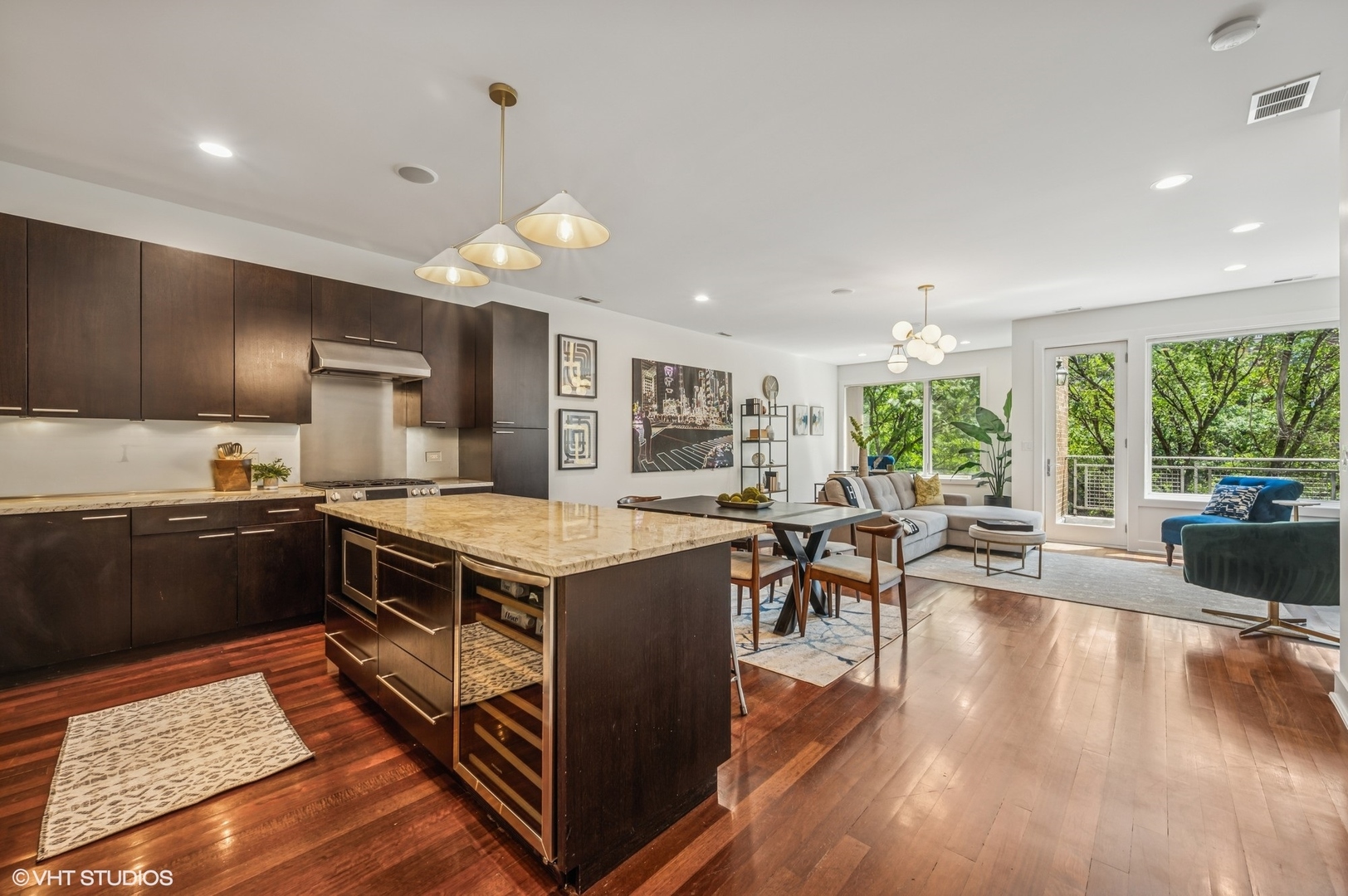 1750 W Division Street Unit: 301