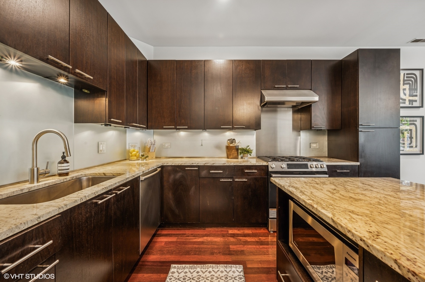 1750 W Division Street Unit: 301