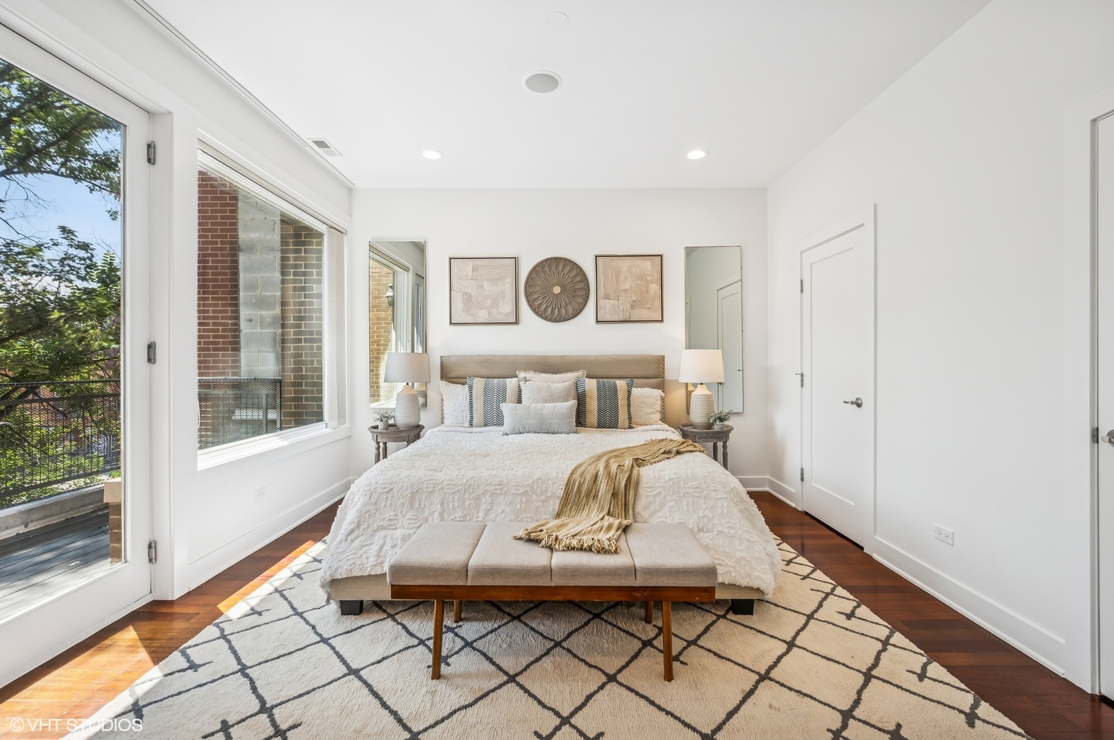 1750 W Division Street Unit: 301